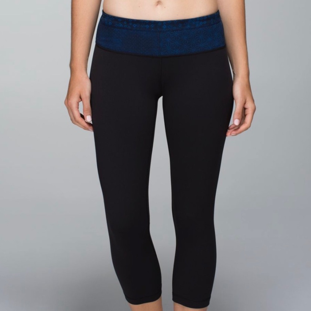 Lululemon Wunder Under II Sz 10